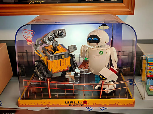 LEGO® WALL-E and EVE 43279 Display Case: A Better Way to Showcase One of LEGO’s Most Charming Character Sets