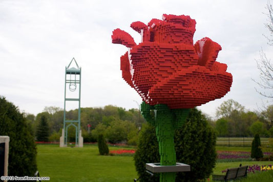 Are the LEGO in Shop Display Cases Glued? - brickzonehub