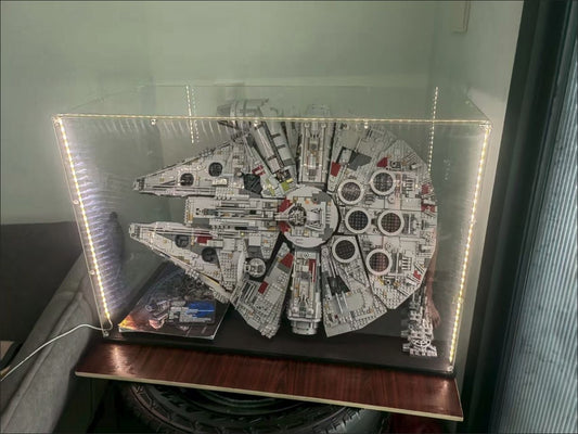 How to Display LEGO Millennium Falcon 75192 (Complete UK Guide) - brickzonehub
