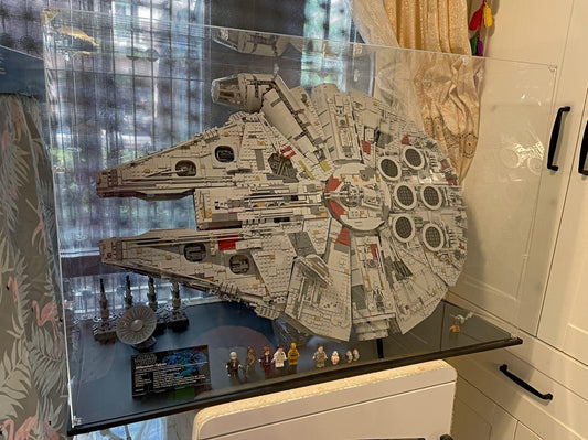 How to Display Millennium Falcon LEGO: The Complete UK Guide (UCS & Standard Sets) - brickzonehub