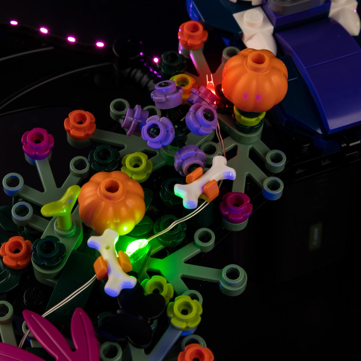 Light Kit Compatible with LEGO® Halloween Wreath Set 40825 — product image 10