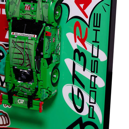 Premium-Wandhalterung für den LEGO® Technic™ Porsche 911 RSR 42096