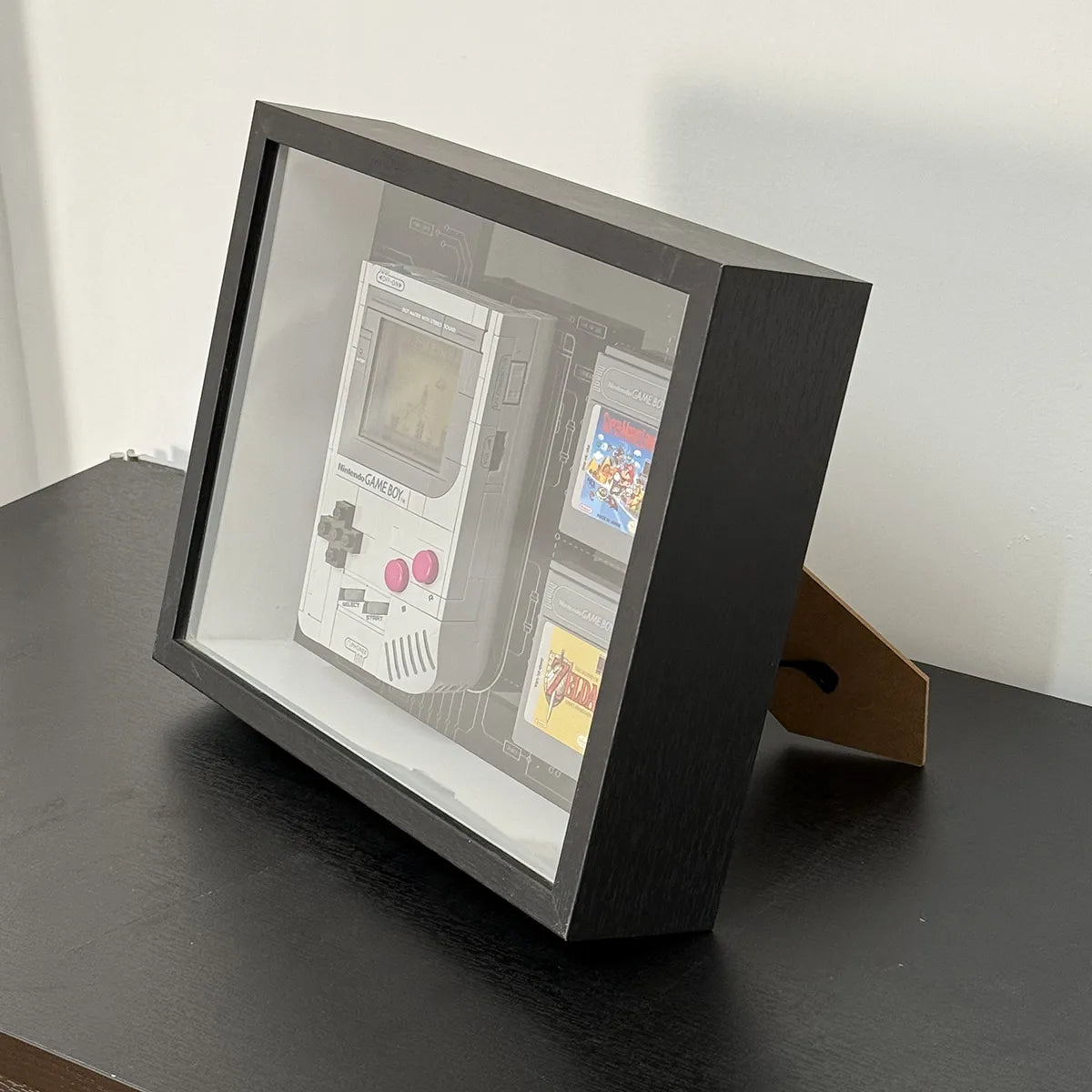 Wandmontierter Displayrahmen für Game Boy-Konsole und -Kassetten 72046 