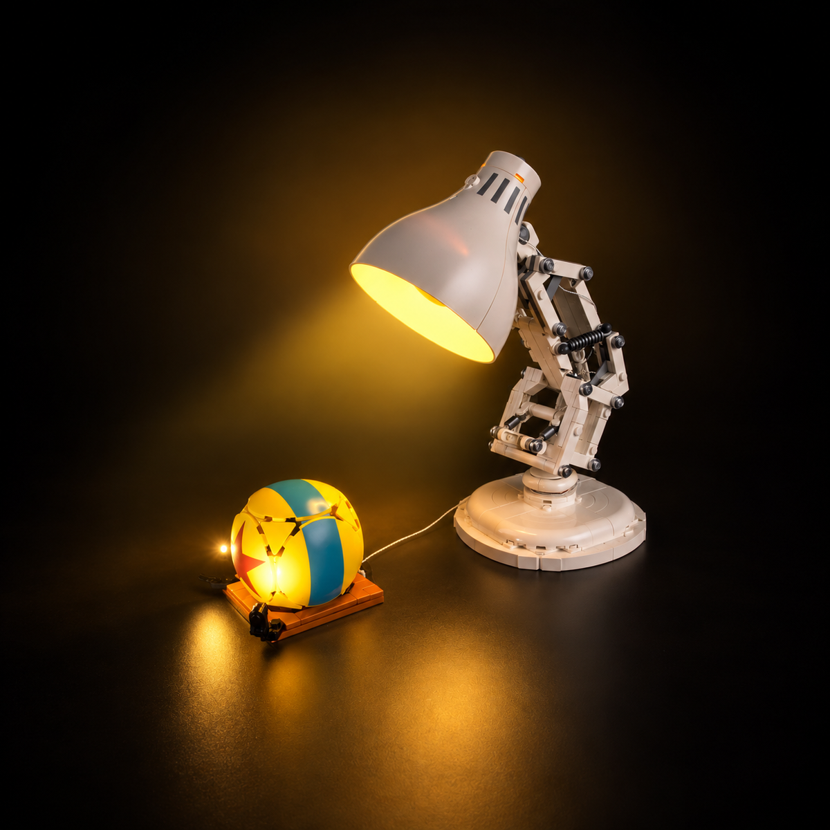 Light Kit Compatible with LEGO® Disney Pixar Luxo Jr. Set 21357 — product image 8