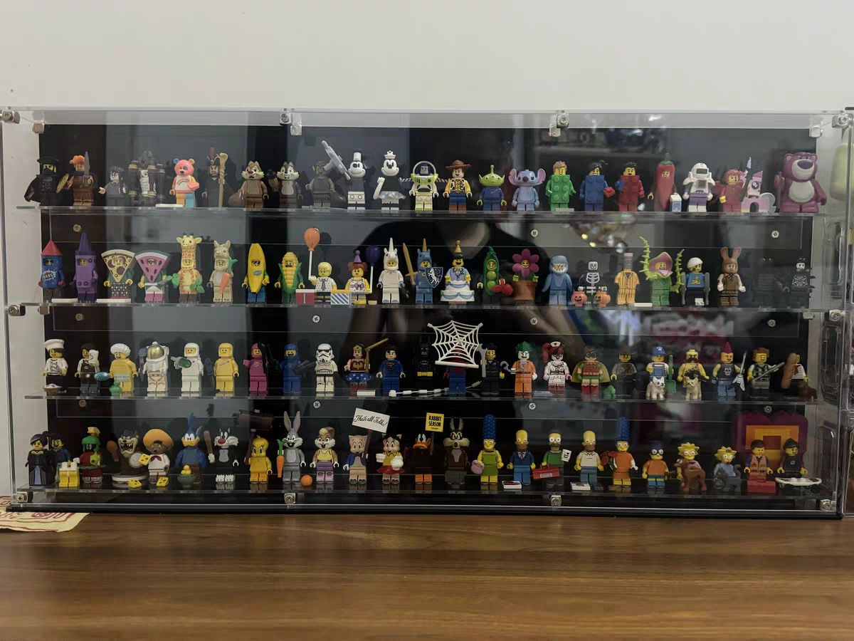 92 LEGO Minifigures Wall Display Case - brickzonehub