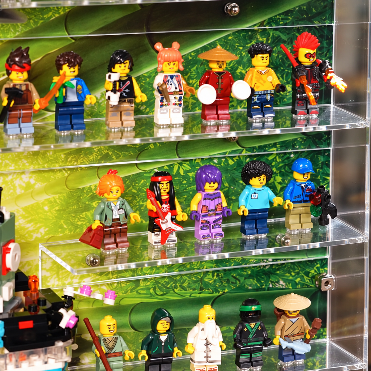 92 LEGO Minifiguren Wandvitrine