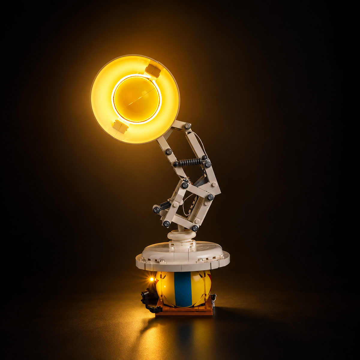 Light Kit Compatible with LEGO® Disney Pixar Luxo Jr. Set 21357 — product image 2
