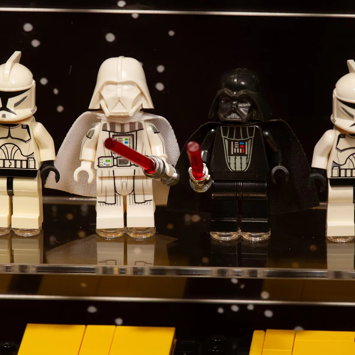 124 LEGO® Star Wars™ Minifigures Wall Display Case