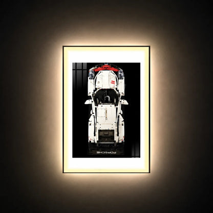 Premium-Wandhalterung für den LEGO® Technic™ Porsche 911 RSR 42096