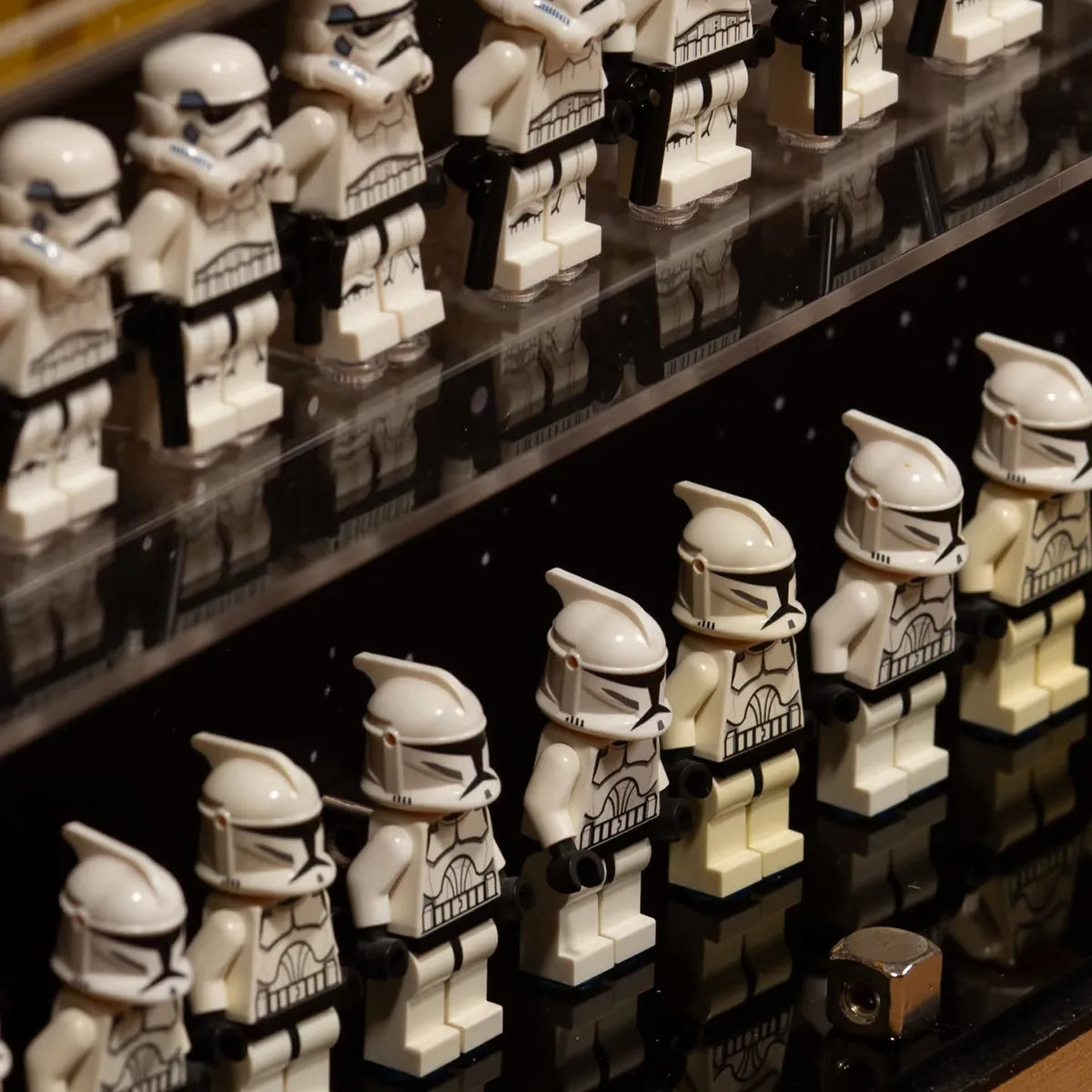 124 LEGO® Star Wars™ Minifigures Wall Display Case