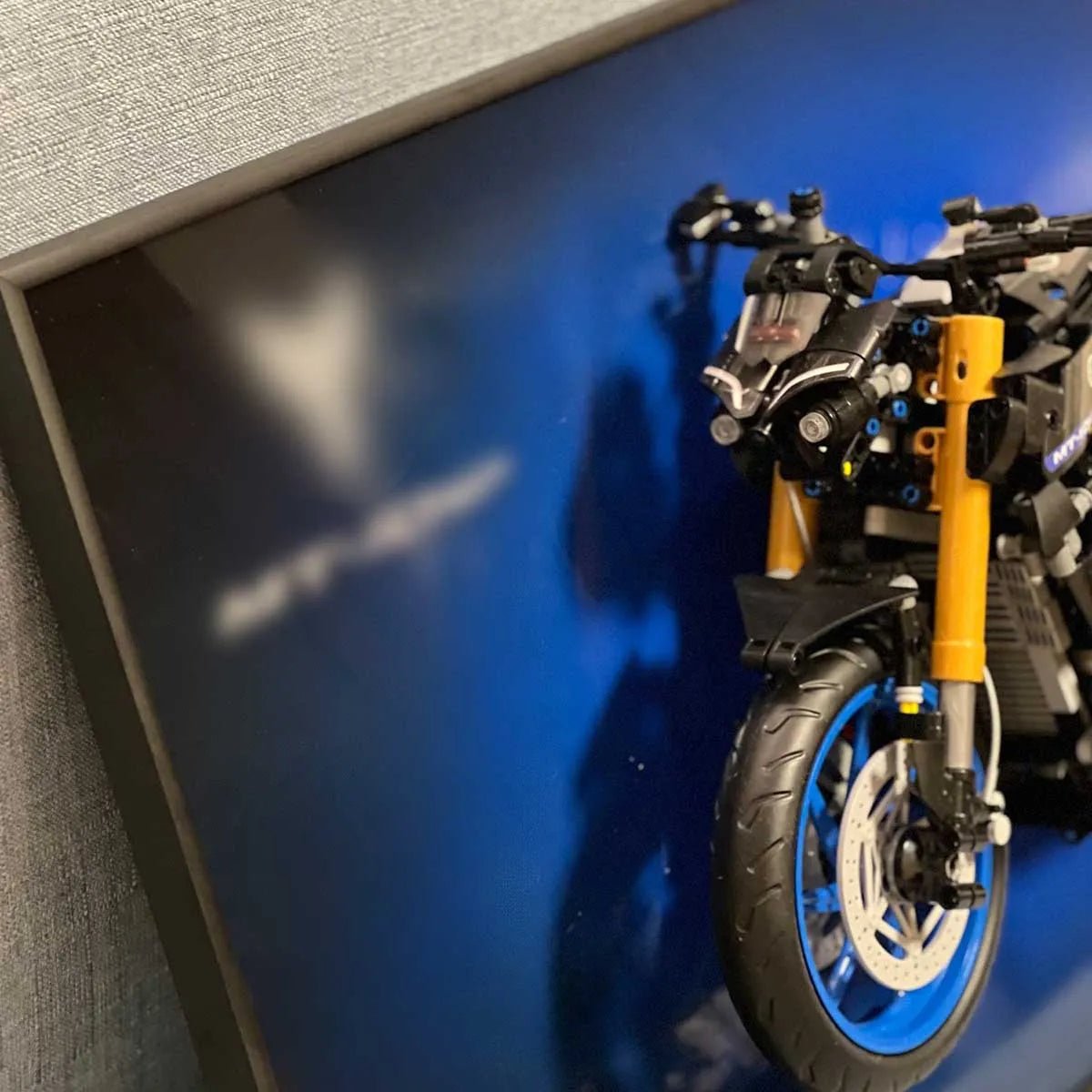 Yamaha MT - 10 SP Display Frame for Lego® Motorcycle Model（42159） - brickzonehub